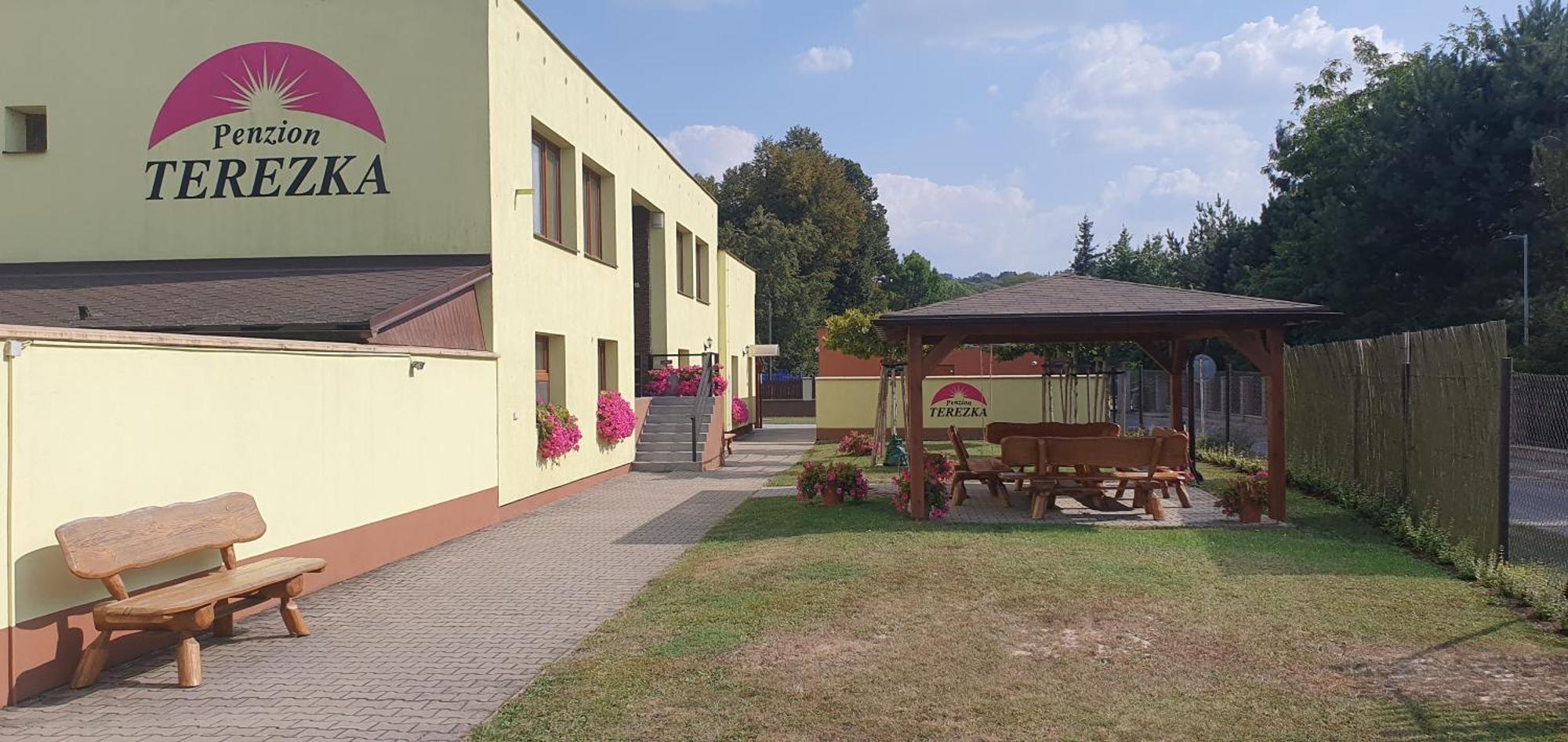 Penzion Terezka Hlucin Exterior photo